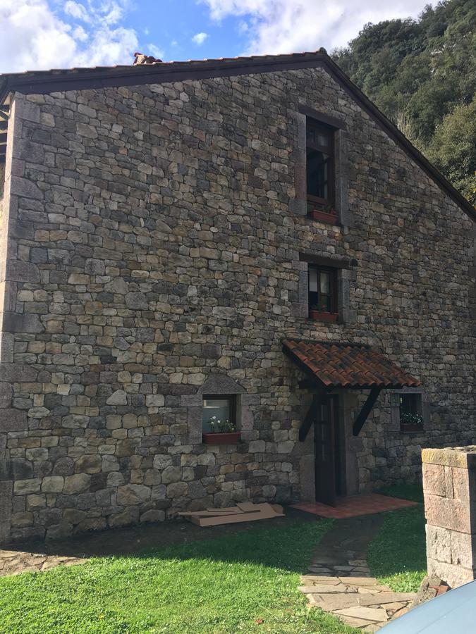 Albergue Cabrales 카레냐 데 카브랄레스 외부 사진
