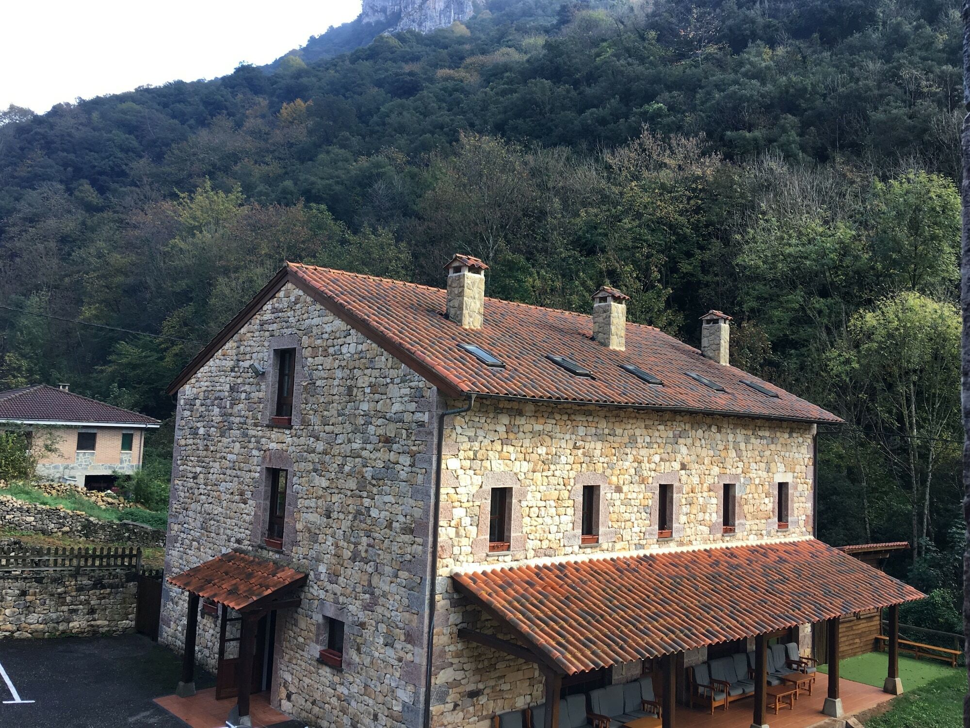 Albergue Cabrales 카레냐 데 카브랄레스 외부 사진